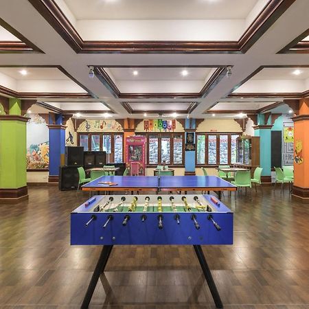 Готель Club Mahindra Теккаді Екстер'єр фото